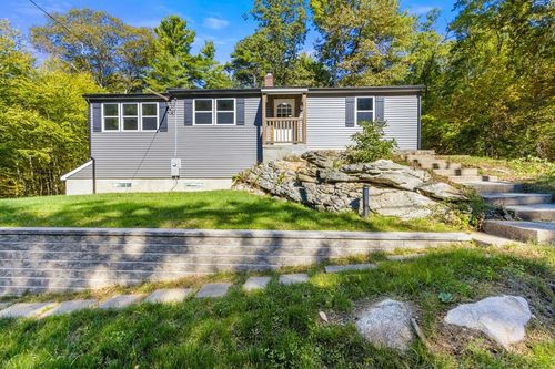 55 Hartford Ave W, Mendon, MA, 01756-1066 | Card Image