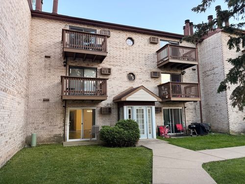 1a-462 E Osage Ln, Palatine, IL, 60074-1187 | Card Image