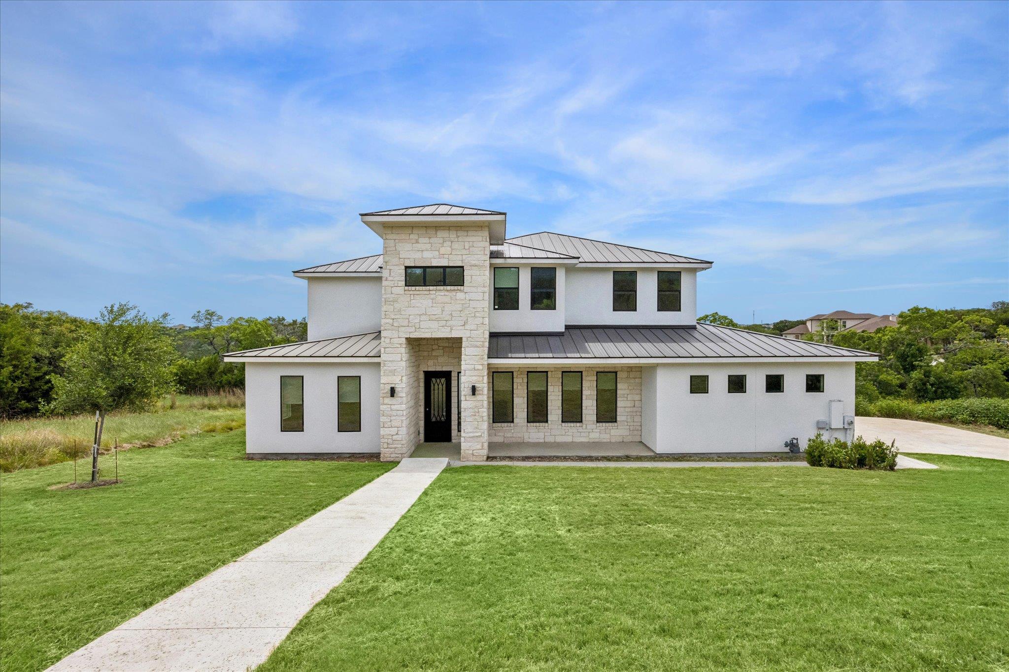 Residential in Jonestown
