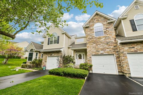 71 Manitou Trl, Kings Park, NY, 11754-4545 | Card Image