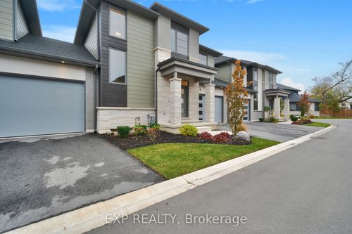 6-24 Grapeview Dr, Saint Catharines, ON, L2S0G5 | Card Image