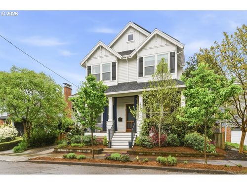2614 Ne 32nd Pl, Portland, OR, 97212 | Card Image