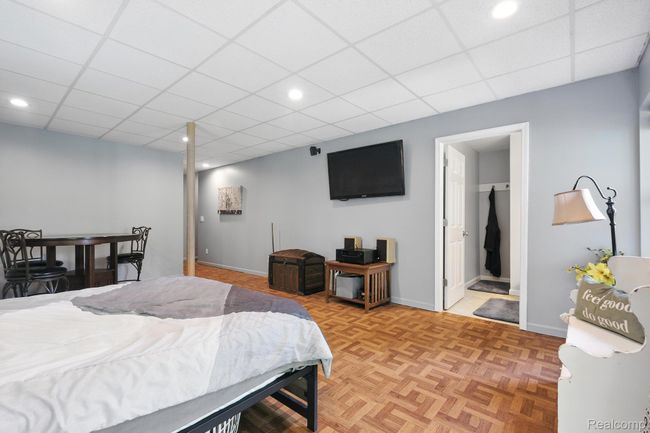 Basement | Image 16