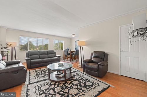 apt-406-3701 5th St S, ARLINGTON, VA, 22204-1651 | Card Image