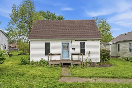 123 S Scott St, Rensselaer, IN, 47978 | Card Image