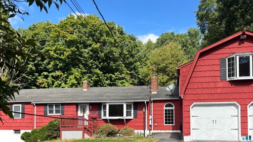 752 New Haven Ave, Milford, CT, 06460-3662 | Card Image