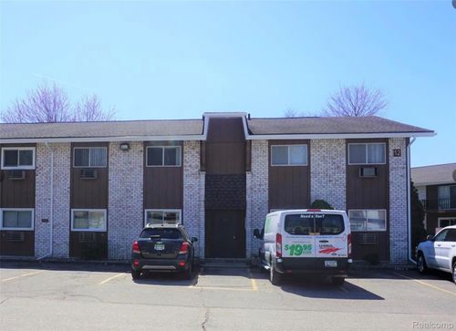 apt-4-7325 Woodview St, Westland, MI, 48185-5903 | Card Image