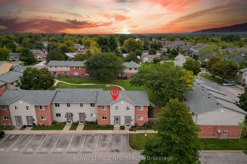 70-65 Dorchester Blvd, Saint Catharines, ON, L2M7T7 | Card Image