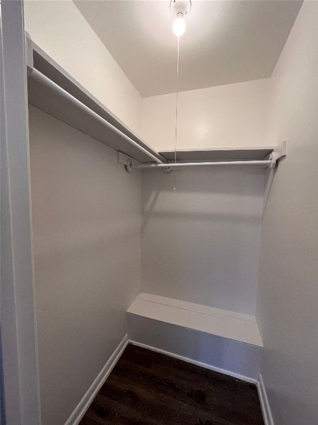APT-206 - 1514 Forest Trl, Condo with 2 bedrooms, 2 bathrooms and 1 parking in Austin TX | Image 14