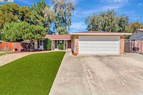 2404 Maraschino Pl, Union City, CA, 94587-4421 | Card Image