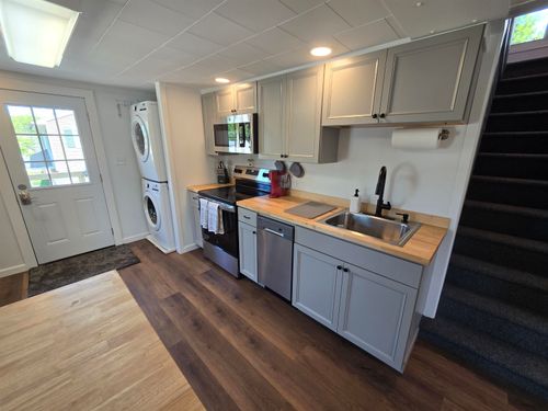 117B West St, Winooski, VT, 05404-1727 | Card Image