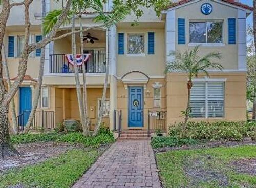 2850 S Oasis Dr, Boynton Beach, FL, 33426-8665 | Card Image