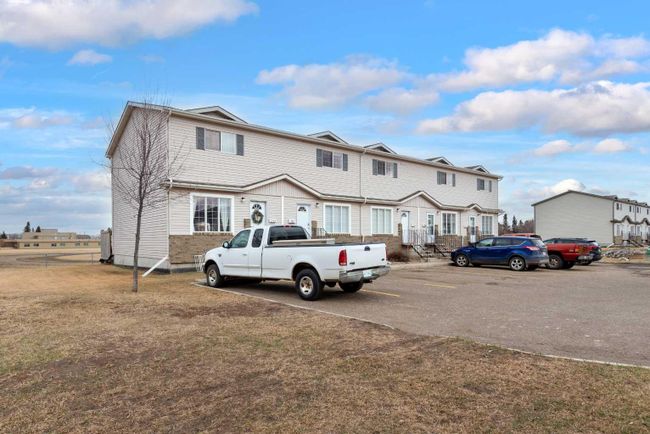 312 - 4811 47 Avenue, Home with 4 bedrooms, 2 bathrooms and 2 parking in Lloydminster SK | Image 29