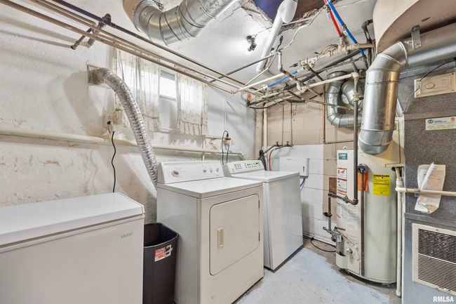 1900 Airport Rd, House other with 4 bedrooms, 2 bathrooms and null parking in Peoria IL | Image 32