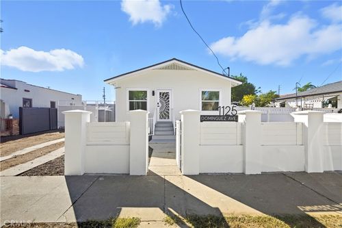 1125 Dominguez Ave, Wilmington, CA, 90744-3607 | Card Image