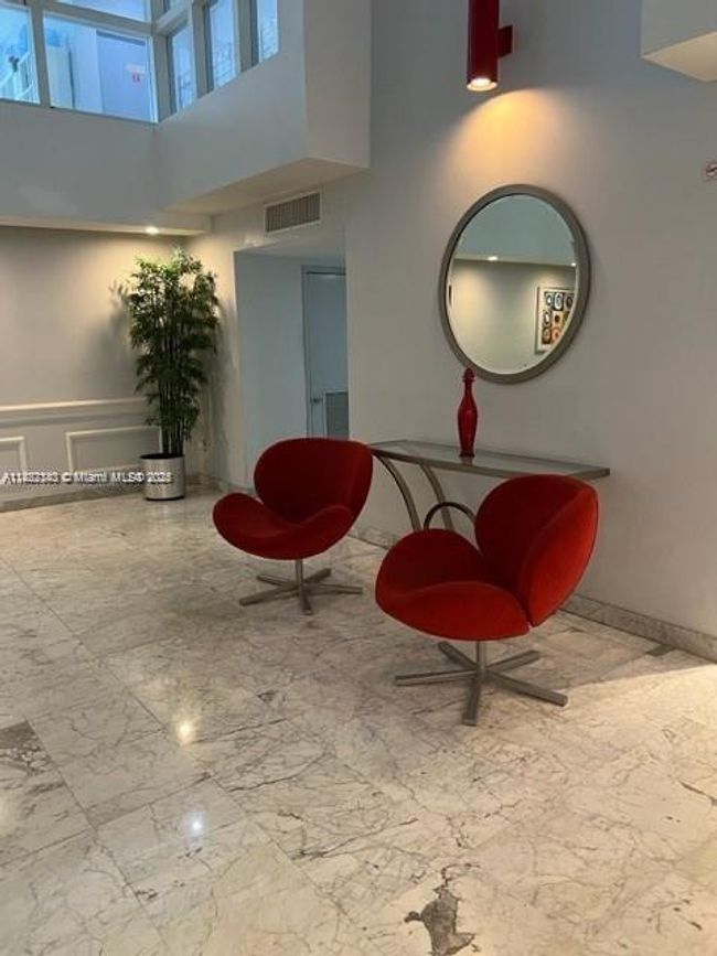 APT-705 - 9341 Collins Ave, Condo with 2 bedrooms, 2 bathrooms and null parking in Surfside FL | Image 27