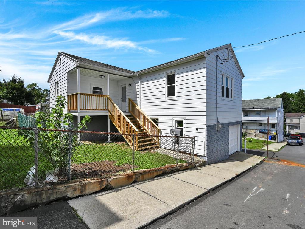 Spring St, Minersville, PA 17954