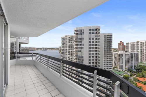 apt-2502-19195 Mystic Pointe Dr, Aventura, FL, 33180-4510 | Card Image