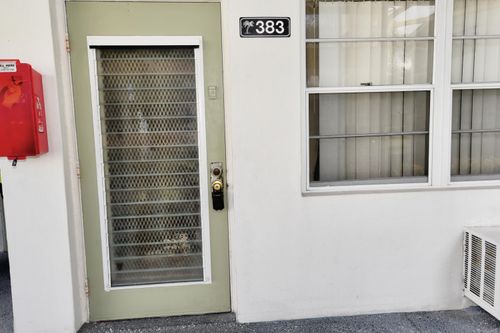 383 Markham R, Deerfield Beach, FL, 33442-2720 | Card Image