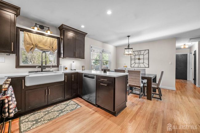 306 Salvatore Ave, House other with 3 bedrooms, 2 bathrooms and null parking in Middlesex NJ | Image 5