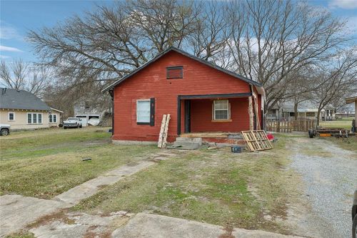 918 S Okfuskee Avenue, Wewoka, OK, 74884 | Card Image