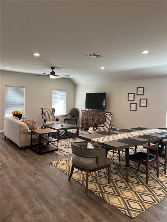 Residential Lease in Sulphur 5