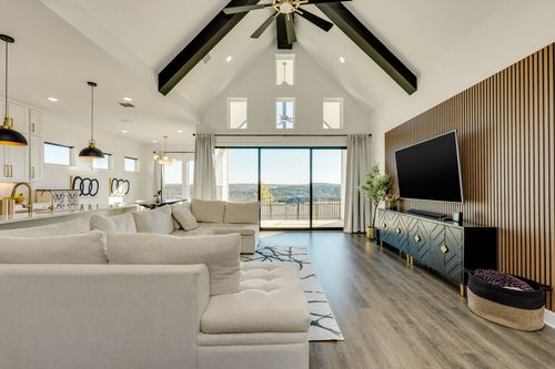 124 Serenity Hills Dr, Georgetown, TX, 78628-3950 | Card Image