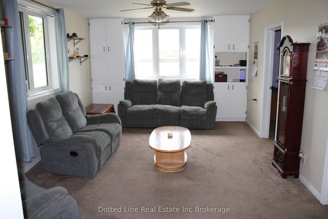 1076 2 Nd Concession Rd Enr, House other with 3 bedrooms, 1 bathrooms and 6 parking in Langton ON | Image 10