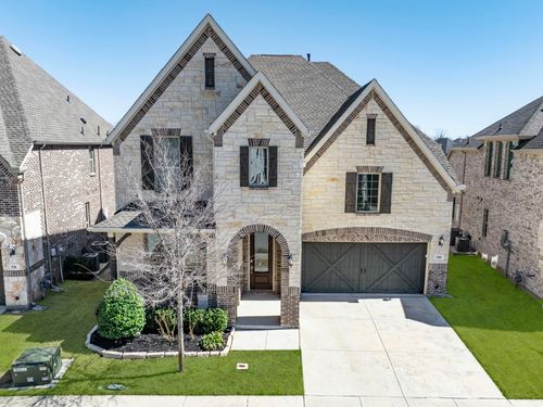 720 Waterbrook Pkwy, Argyle, TX, 76226-2311 | Card Image