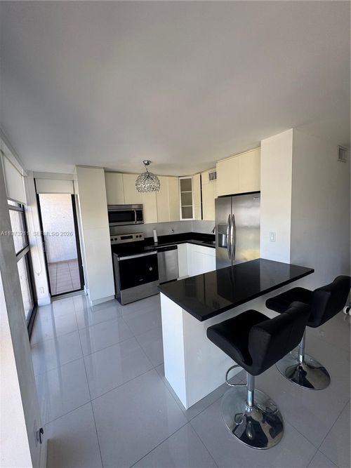 apt-602-400 Leslie Dr, Hallandale Beach, FL, 33009-2966 | Card Image