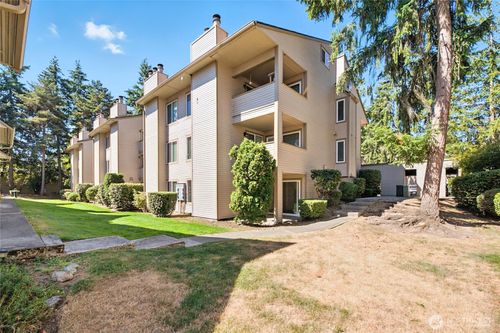 apt-n16-4404 146th Pl Ne, Bellevue, WA, 98007-3174 | Card Image