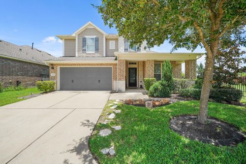 249 Castlegate Ln, Jersey Village, TX, 77065-2077 | Card Image