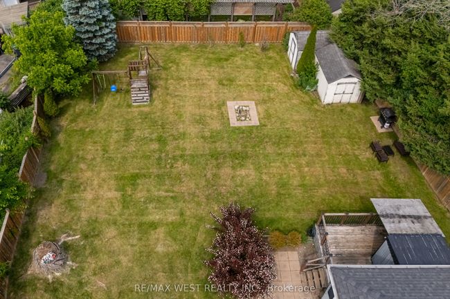 31 Beaver St, House other with 3 bedrooms, 2 bathrooms and 8 parking in Glen Williams ON | Image 30