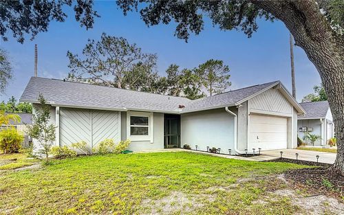2707 Lakeville Dr, Tampa, FL, 33618-1101 | Card Image