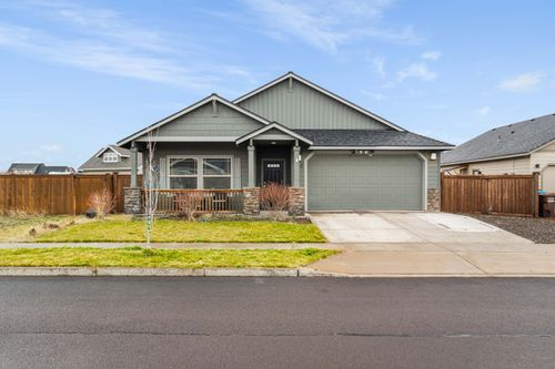 450 Se Stearns Rd, Prineville, OR, 97754-2556 | Card Image