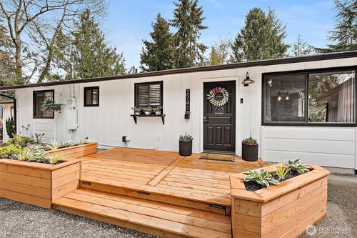 2741 113th Way Sw, Olympia, WA, 98512-9002 | Card Image