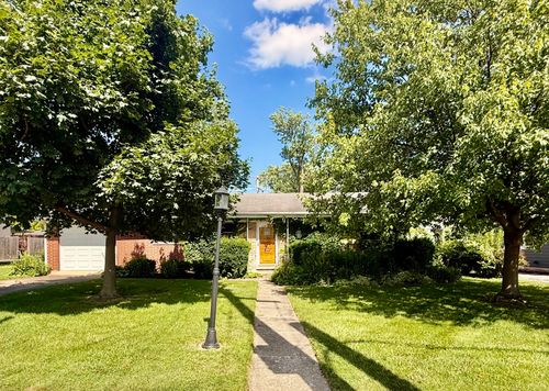 4707 Fairview Ave, Downers Grove, IL, 60515-3905 | Card Image