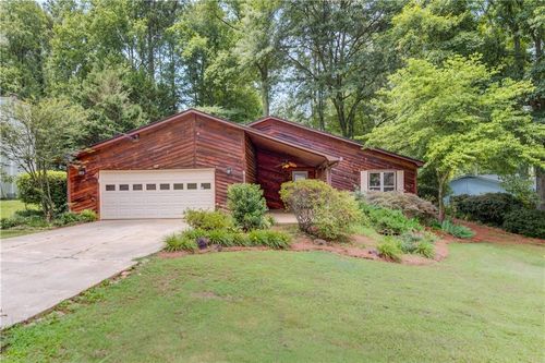 498 Candlewick Ln Nw, Lilburn, GA, 30047-5803 | Card Image