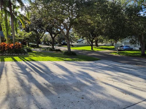15246 Sw 146th St, Miami, FL, 33196-2819 | Card Image