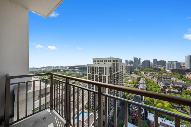 APT-2209 - 233 E 13 Th St, Condo with 2 bedrooms, 2 bathrooms and 1 parking in Chicago IL | Image 16