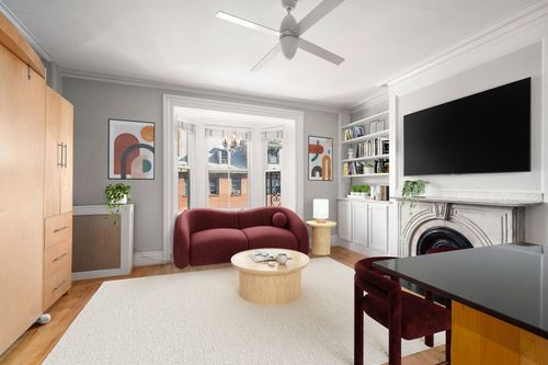 4-100 Charles St, Boston, MA, 02114-4619 | Card Image