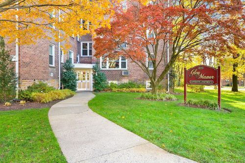 2g-600 Pelham Rd, New Rochelle, NY, 10805-1328 | Card Image