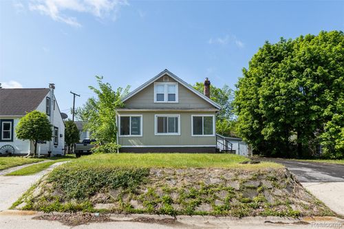 315 Brain Avenue, Belleville, MI, 48111 | Card Image