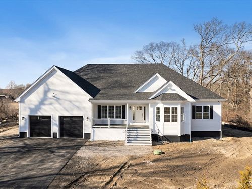 208 Rockland St, Dartmouth, MA, 02748-2331 | Card Image