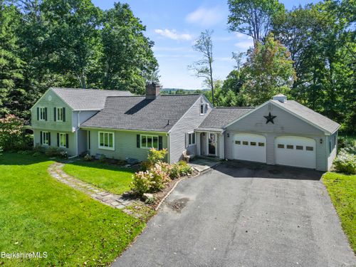 490 Williams St, Pittsfield, MA, 01201-7458 | Card Image