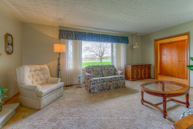 77 Huron Rd, House other with 3 bedrooms, 1 bathrooms and 6 parking in Sebringville ON | Image 8