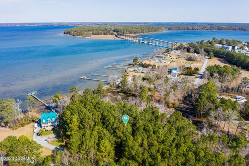 200 Bayside Dr, Sneads Ferry, NC, 28460-8510 | Card Image