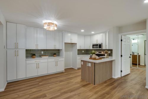 unit-220-12575 Oaks North Dr, San Diego, CA, 92128-1632 | Card Image
