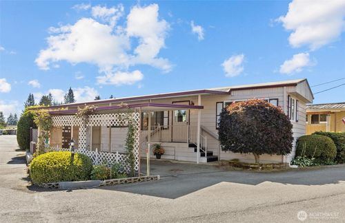 unit-37-18501 52nd Ave W, Lynnwood, WA, 98037-4517 | Card Image