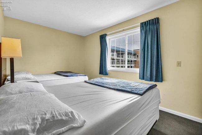 7 - 1230 Tri Motor Dr, Condo with 2 bedrooms, 2 bathrooms and null parking in Put-In-Bay OH | Image 26